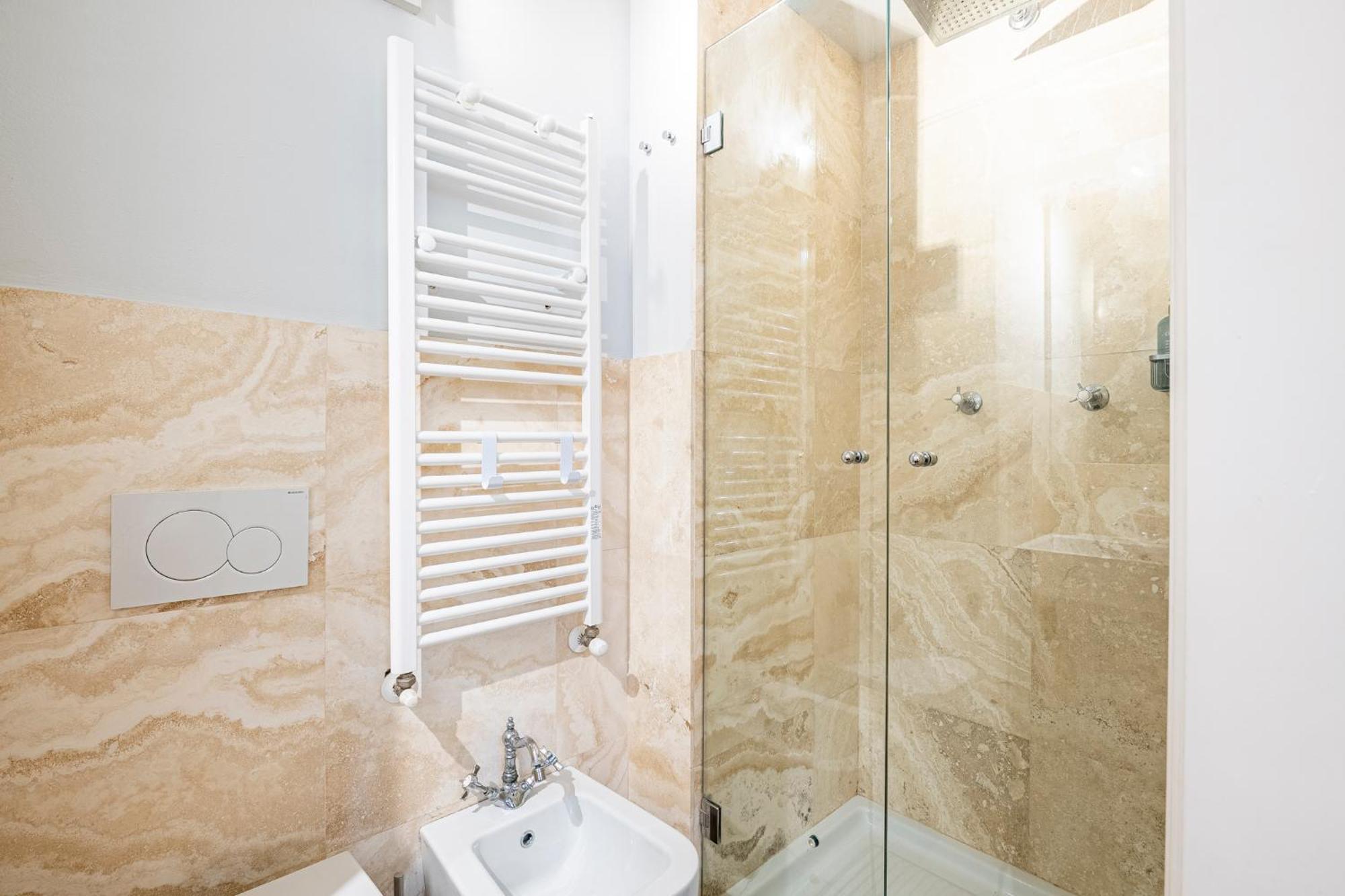 Suite In Pz. Michelangelo: Due Camere Con Due Bagni Florenz Exterior foto