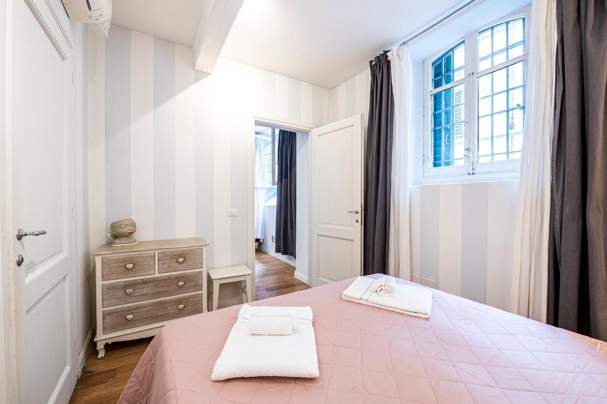 Suite In Pz. Michelangelo: Due Camere Con Due Bagni Florenz Exterior foto
